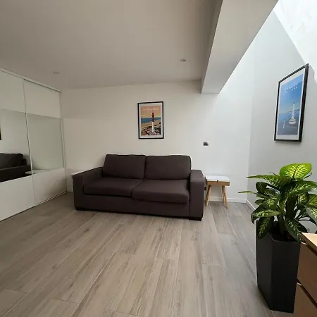 With Heated Pool Apartman Royan