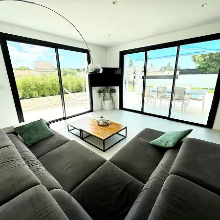 Appartement With Heated Pool Royan